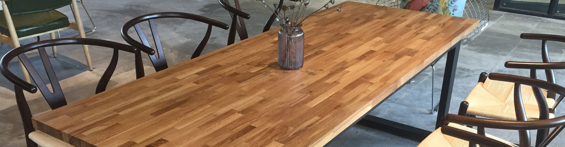 Oak Dining Table & Chairs