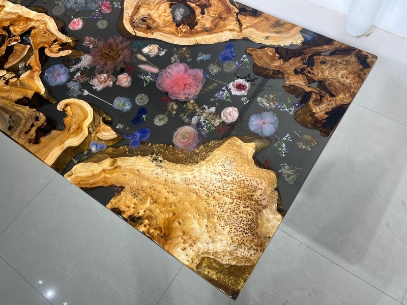 How To Make A Epoxy River Table？
