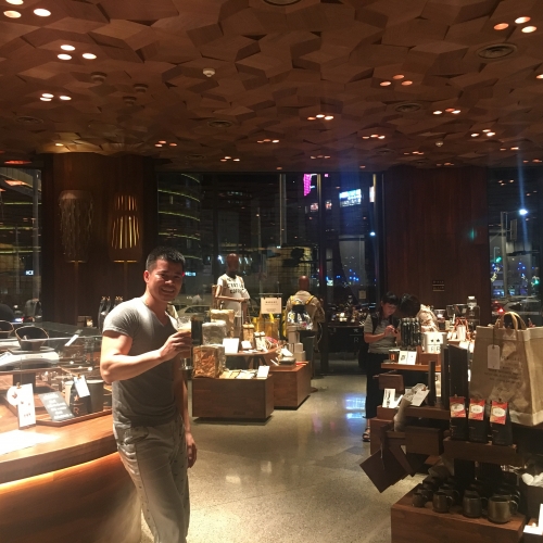 Shanghai Starbucks Coffee & Bar Table
