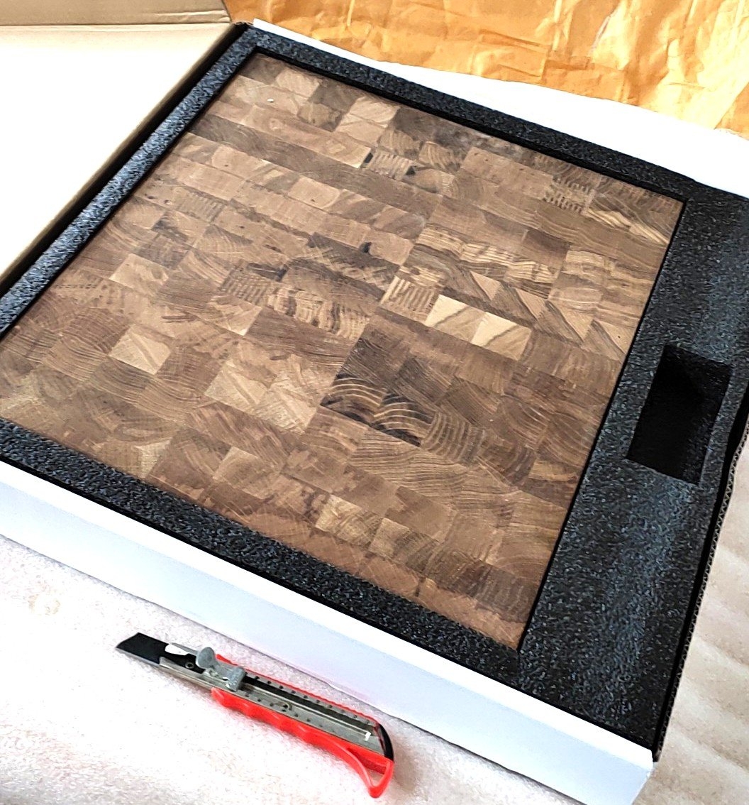 Oak end grain cutting board custom package