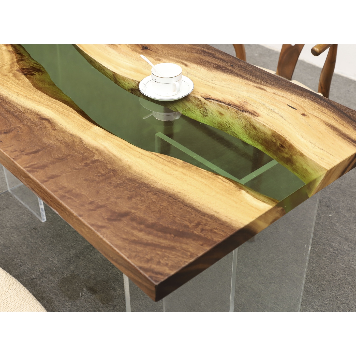 Ecuador walnut wood slab epoxy resin dining table