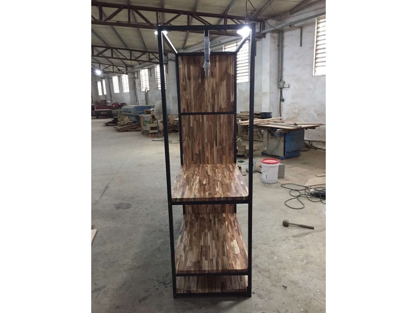 FJ Acacia Iron Wood Trade Show Display shelving