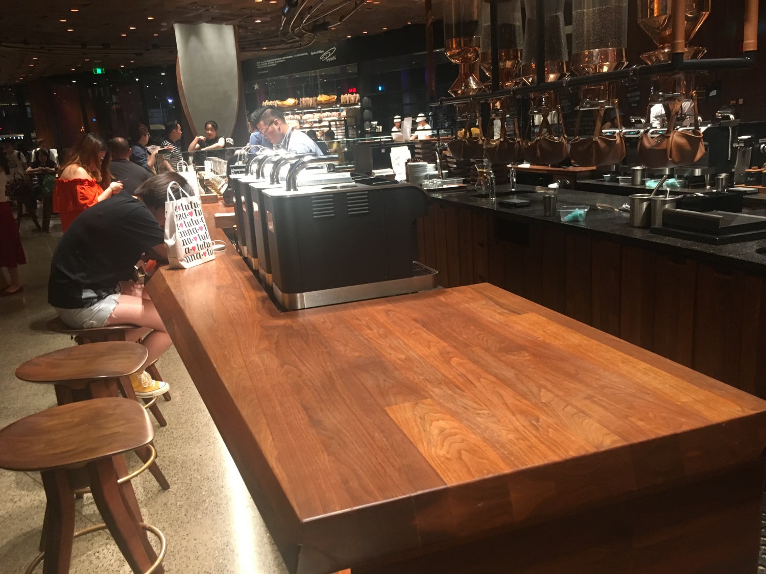 Shanghai Starbucks Coffee & Bar Table