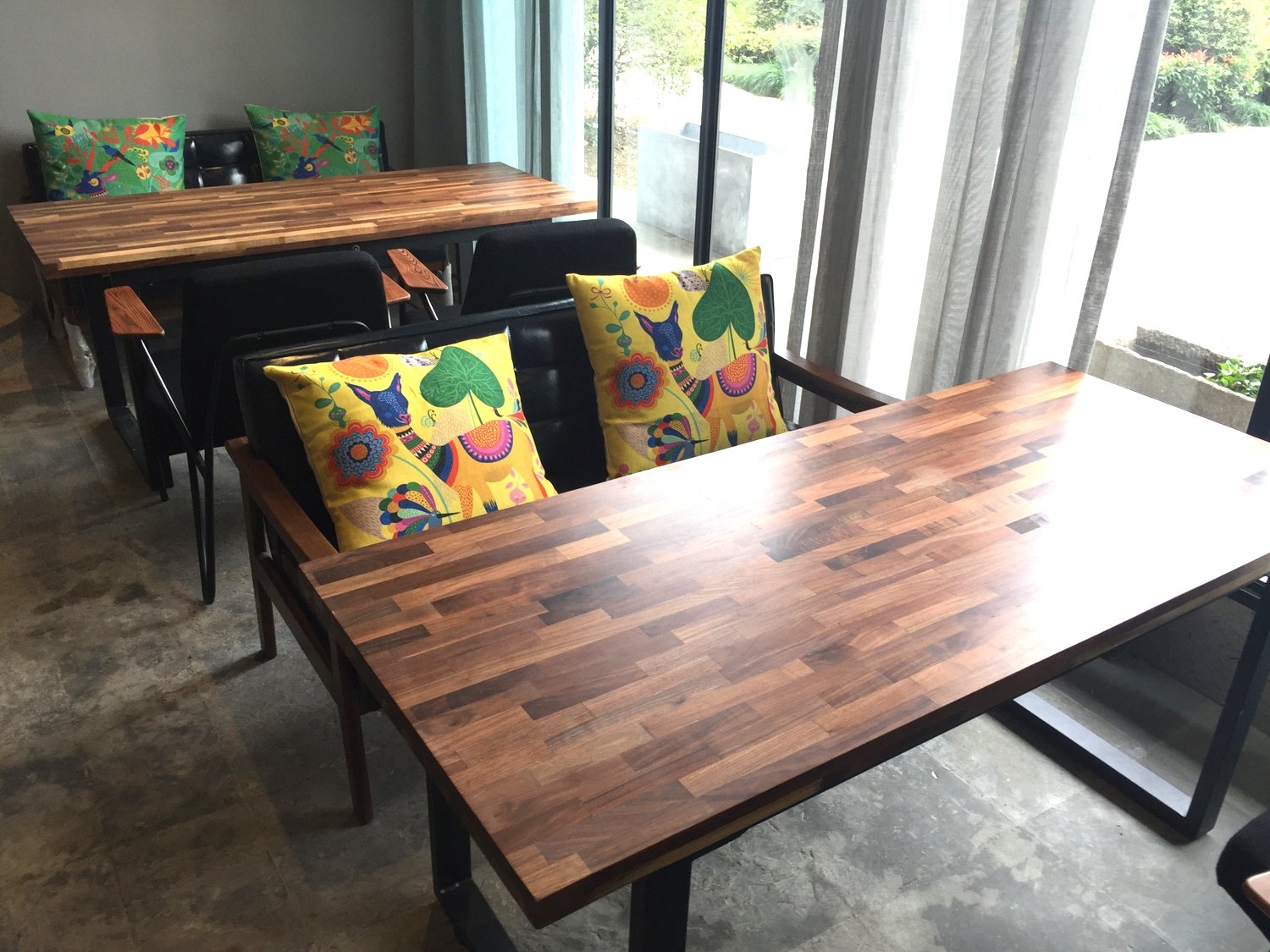 Solid finger joint walnut wooden coffee table