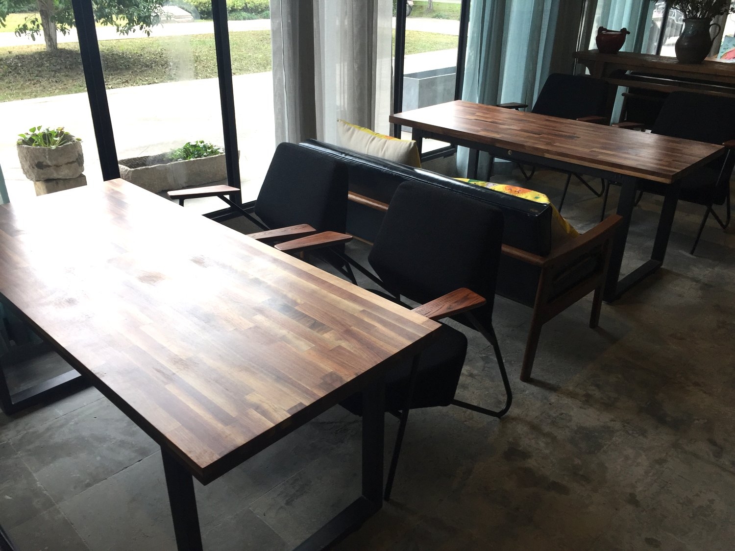 Solid finger joint walnut wooden coffee table