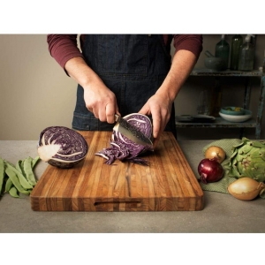 Edge grain teak cutting board