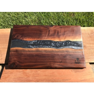 Kitchen epoxy resin wood cutting board