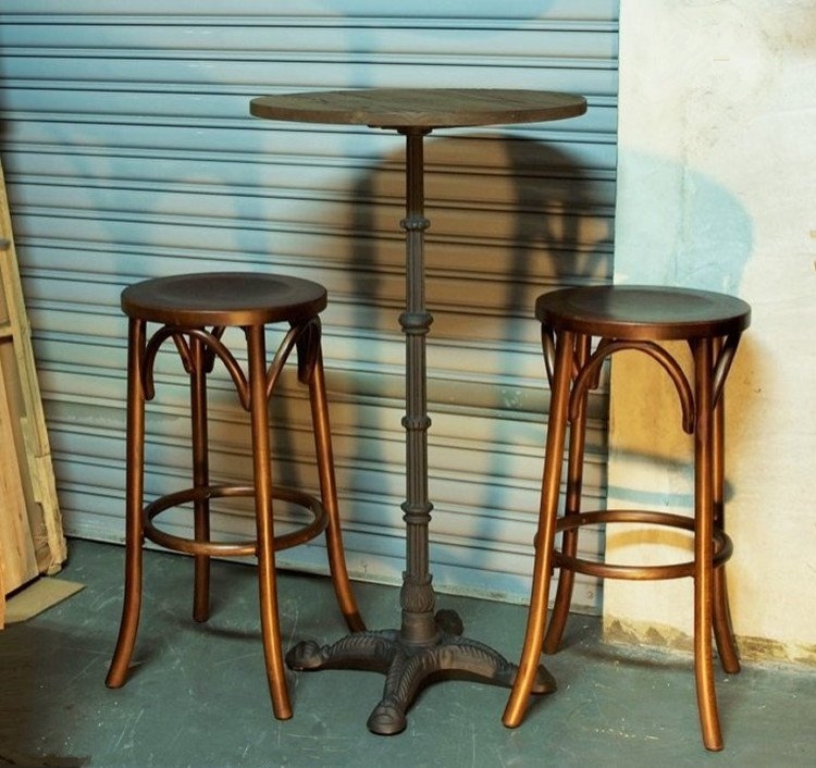 Round bar stool high chair