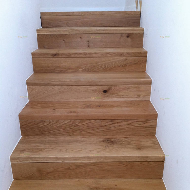 Marche D'Escalier En Chêne Bois Massif 