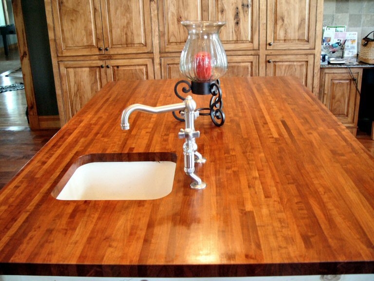 Solid Wood Edge Grain Kitchen Countertop