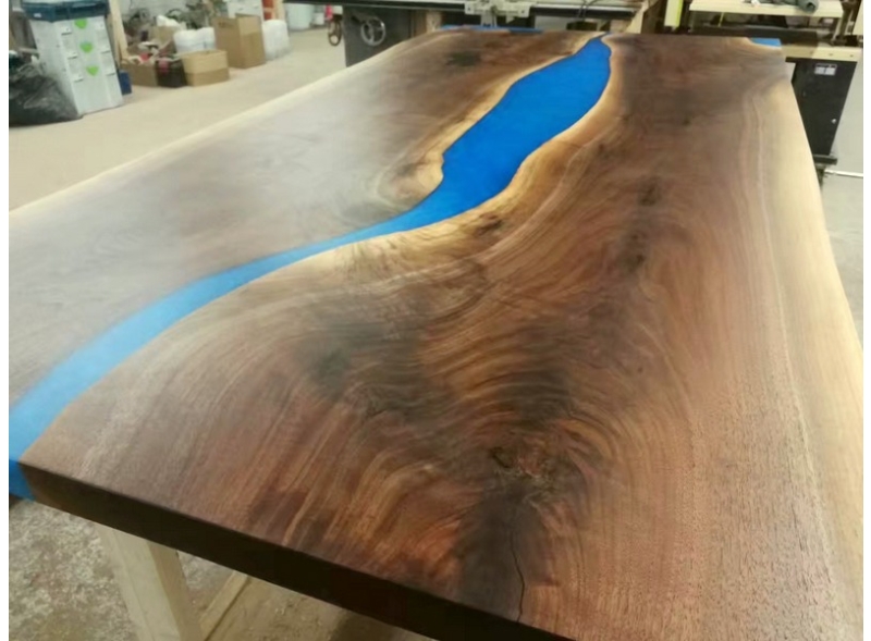 Customizable Modern Epoxy Resin River Walnut Wood Slab Table Live Edge Dining Conference Desk Manufacturer
