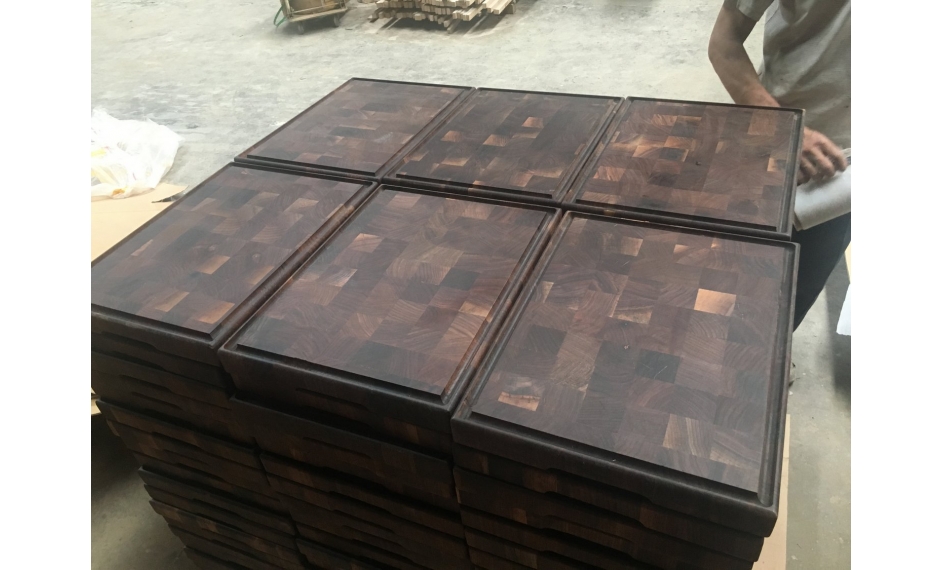 End grain brick structure walnut cutting chopping board